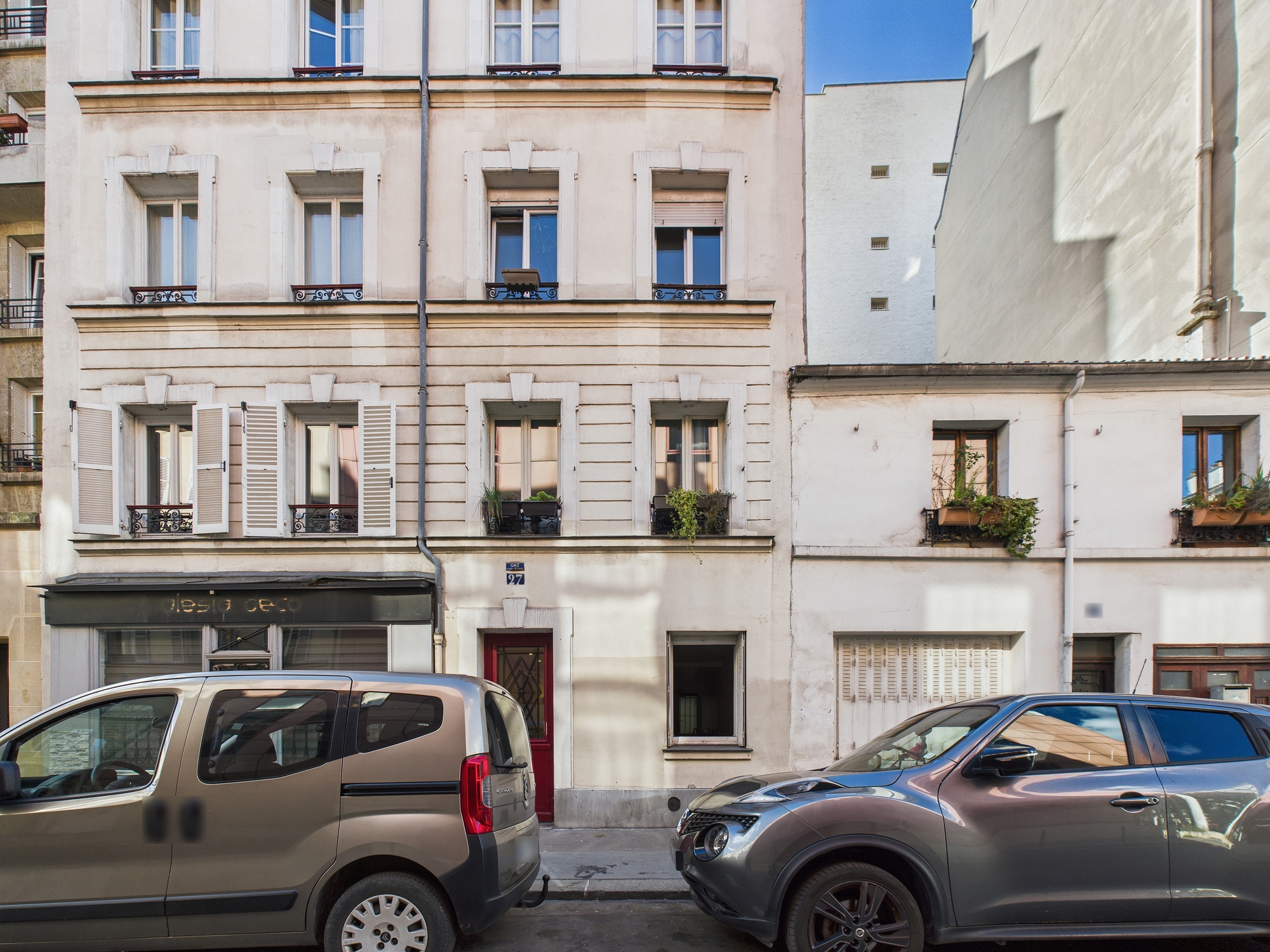 Studio rue Bénard — Facade